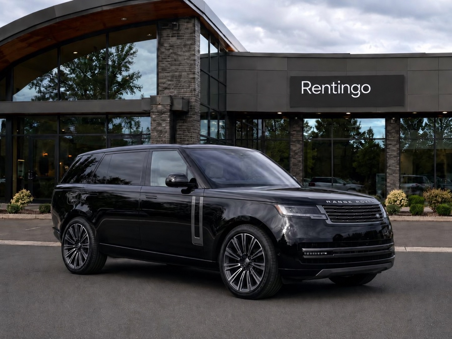 Range Rover LWB — Exterior